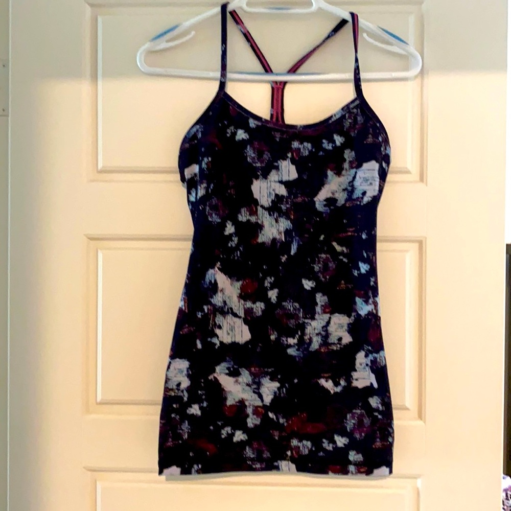 Lululemon workout tank